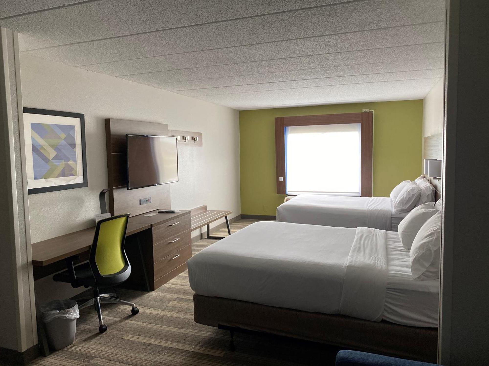 Standard Room Two Queen Beds