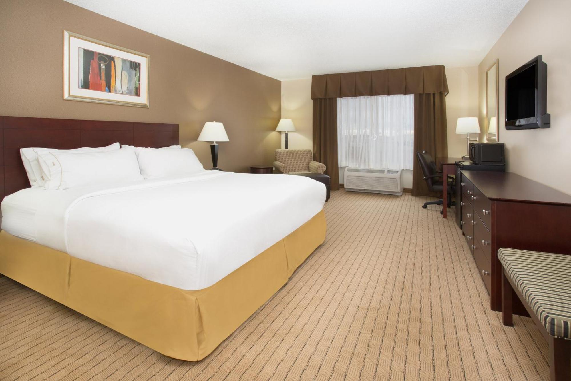 Standard King Room