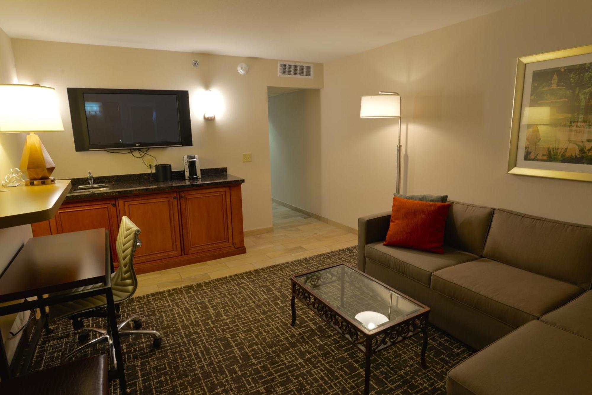 Suite Two Queen Beds