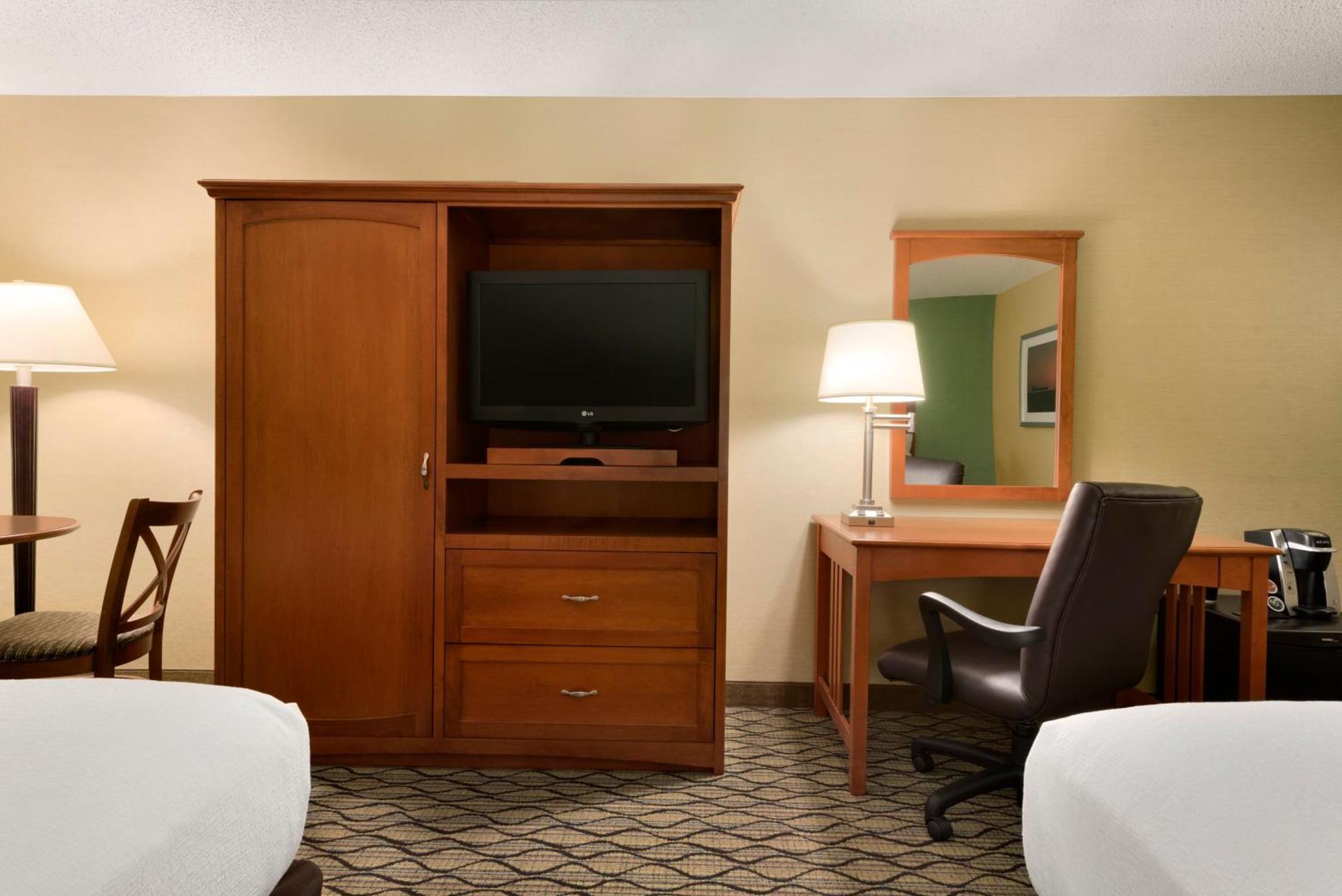 Standard Room Two Queen Beds