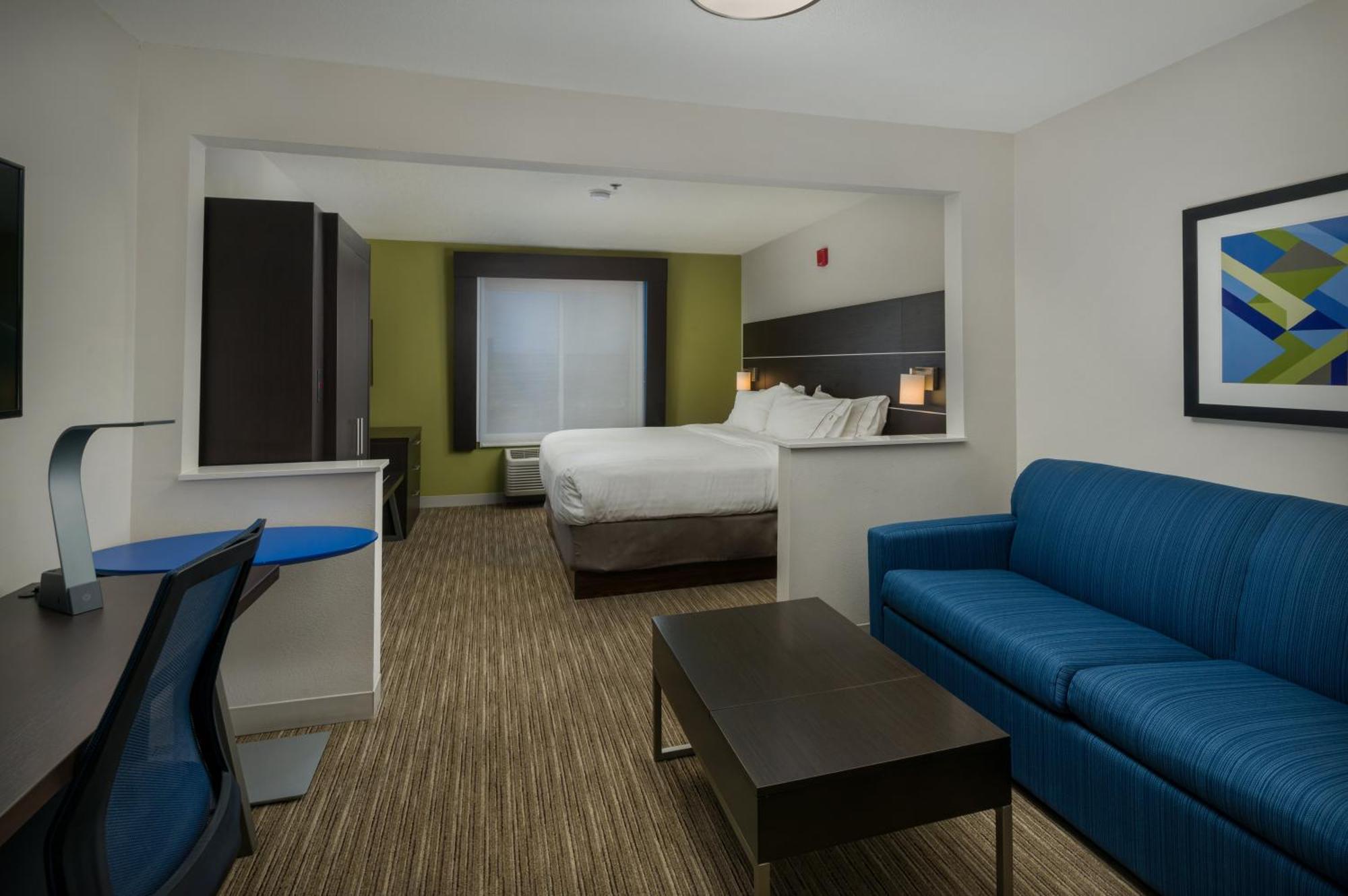 Standard King Room with Sofa Bed