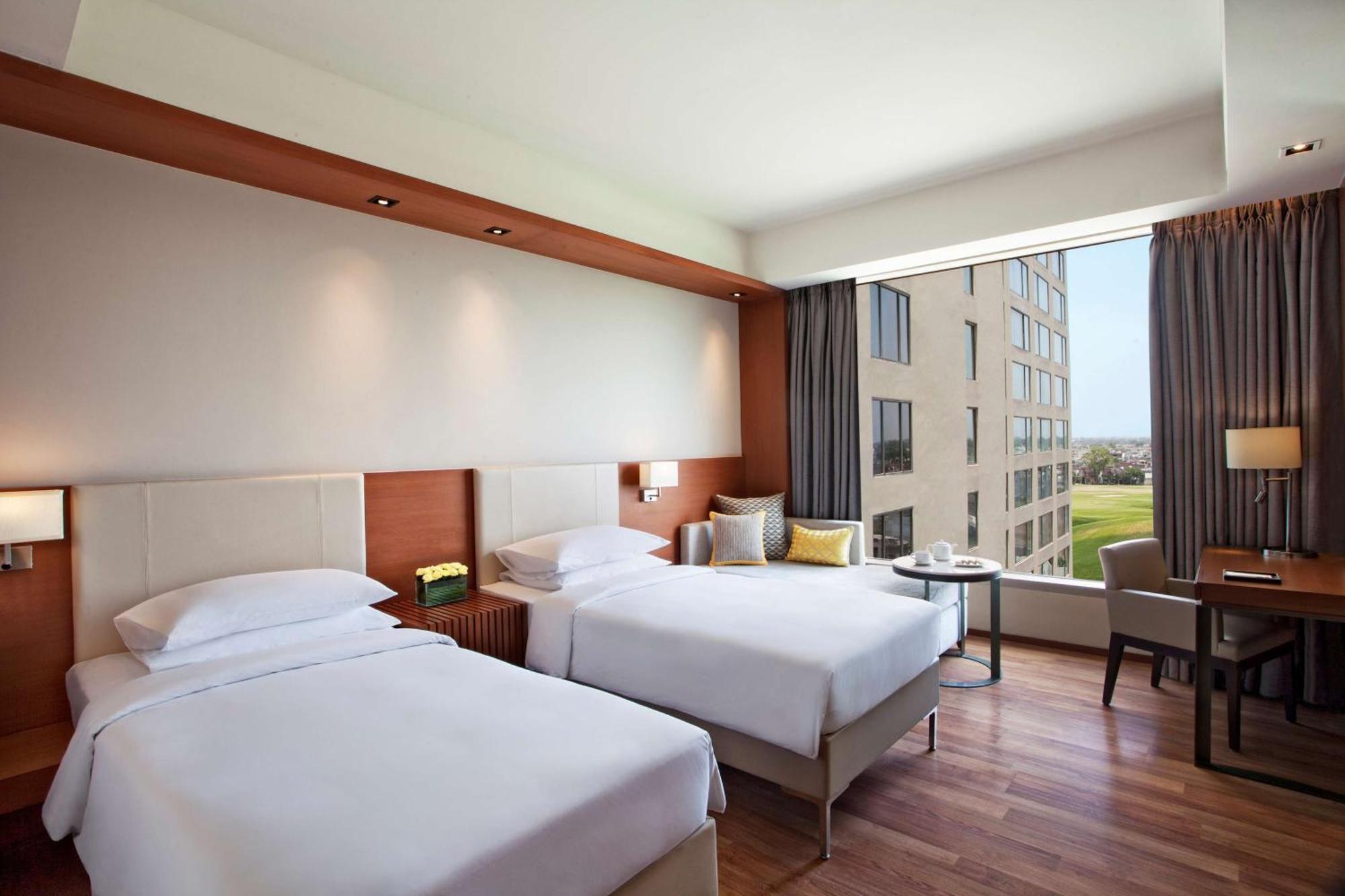 Twin Room Club Access