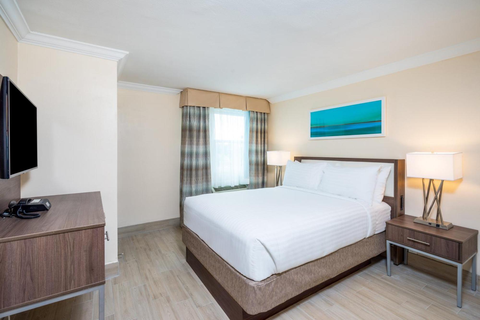 Double Room Accessable Roll Shower Non-Smoking
