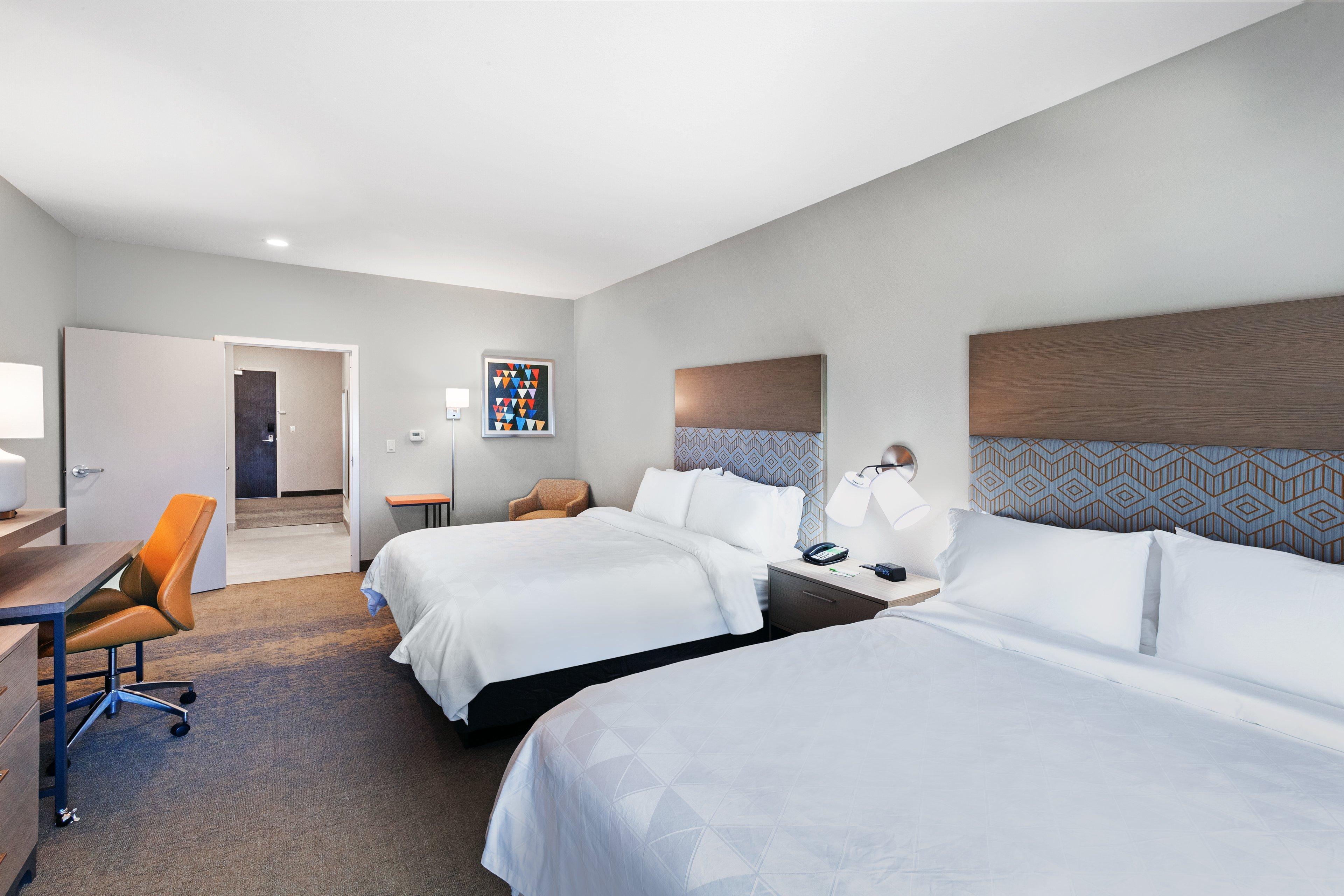 Standard Queen Room Two Queen Beds Communications Mobility Accessible