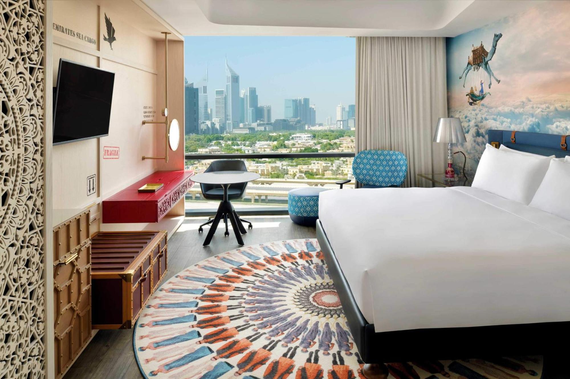 Standard King Room City View