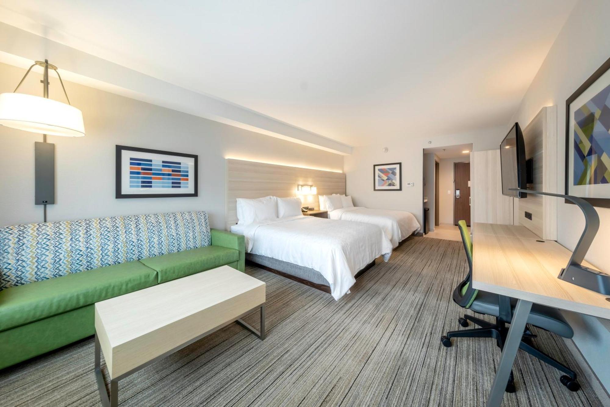 Suite with Two Queen Beds