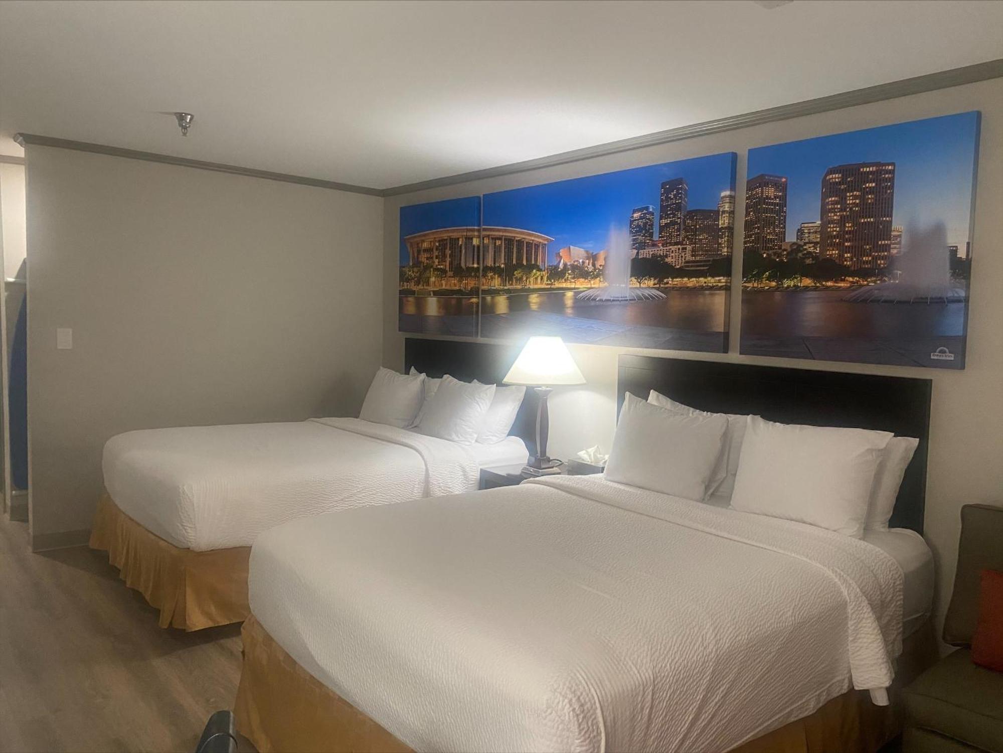Queen Room Two Queen Beds Mobility Access or Non-Smoking