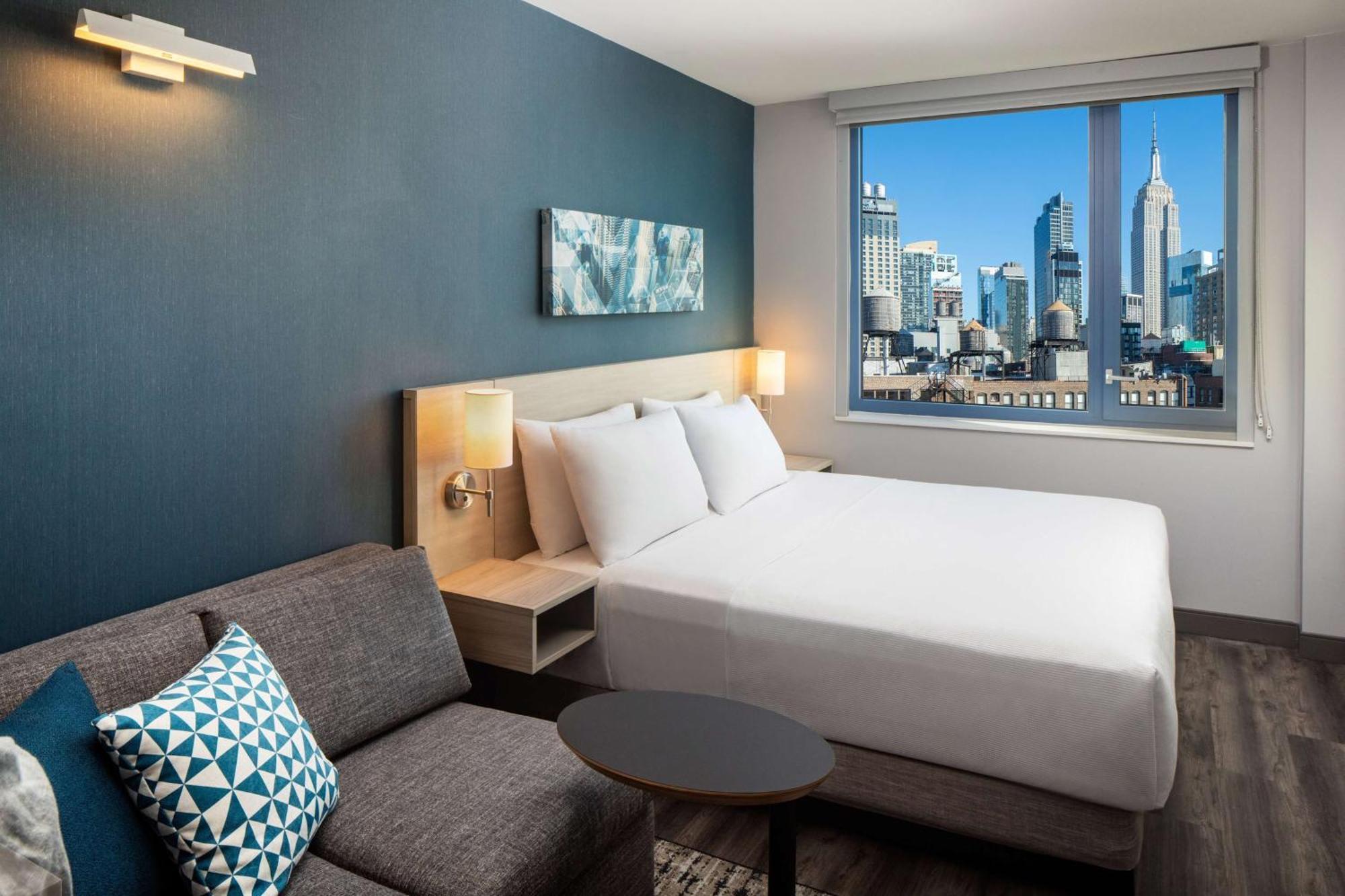 King Room Sofa Bed City View