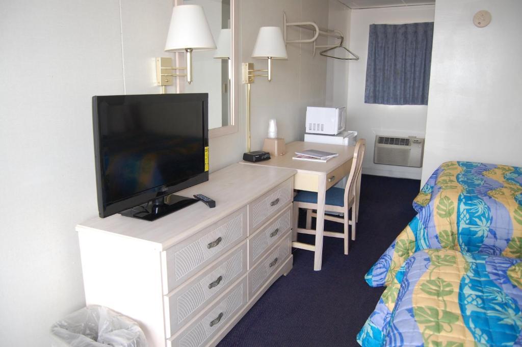 Double Room Two Double Beds