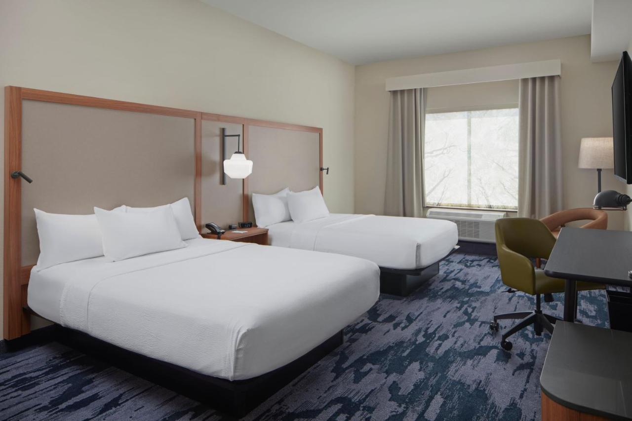 Queen Room with Two Queen Beds