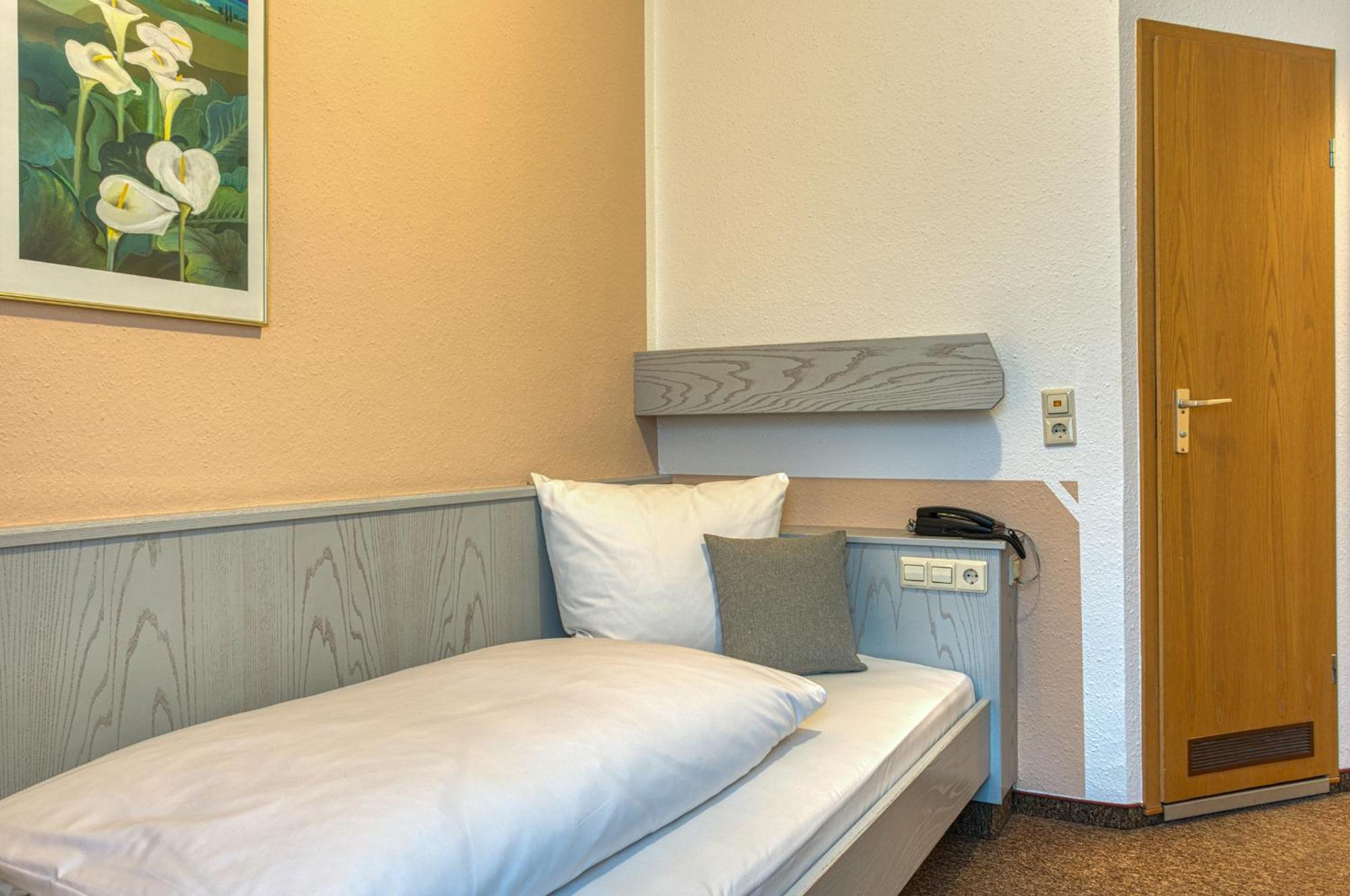 Comfort Single Room