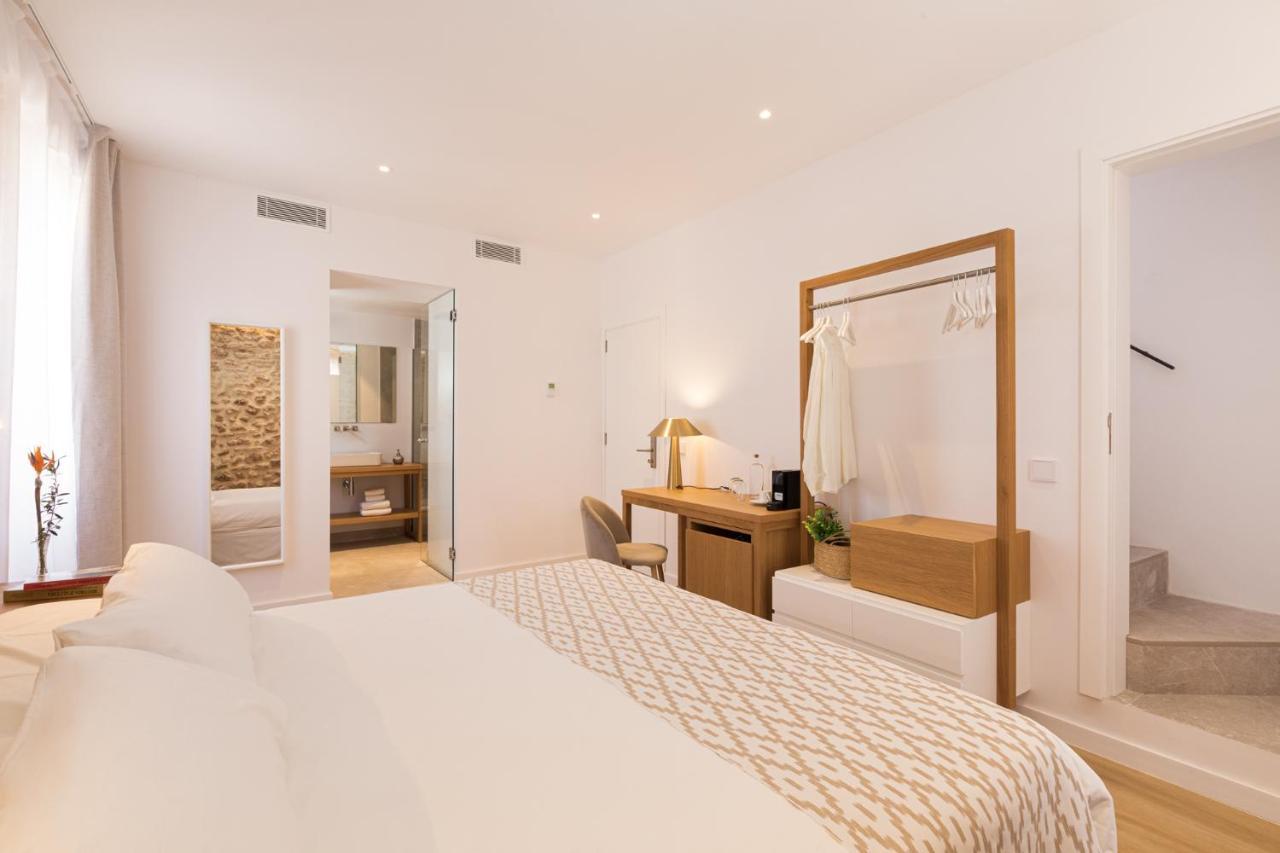 Deluxe Double Room Balcony