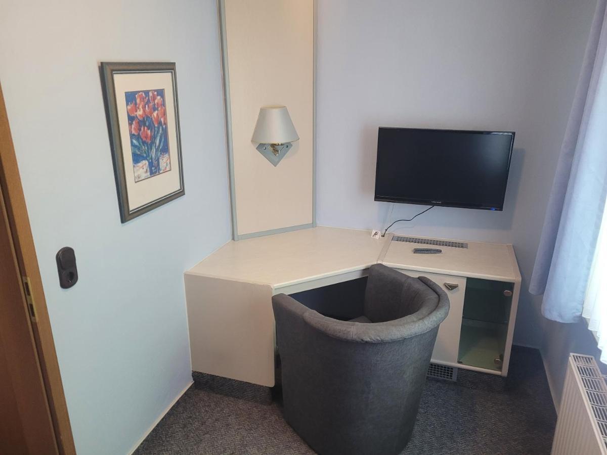 Triple Room Private Bathroom