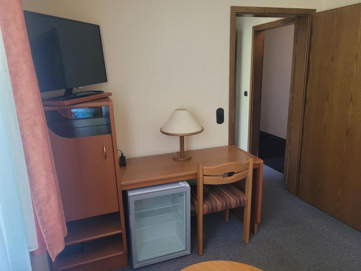 Single Room Private Bathroom