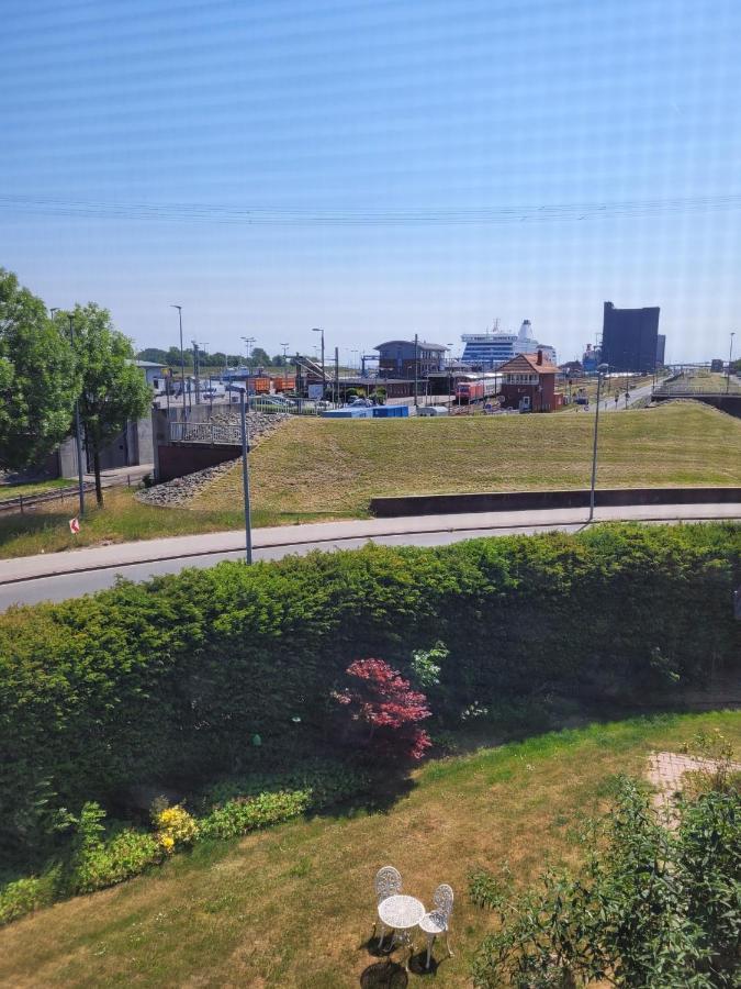 Single Room Private Bathroom