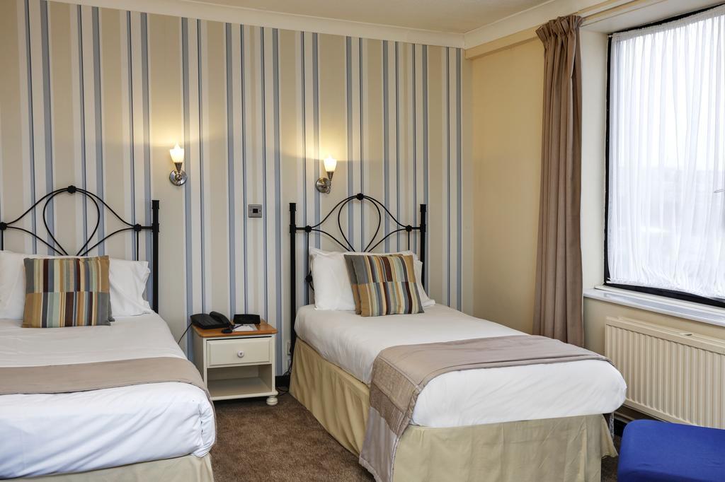 Standard Twin Room Non-Smoking