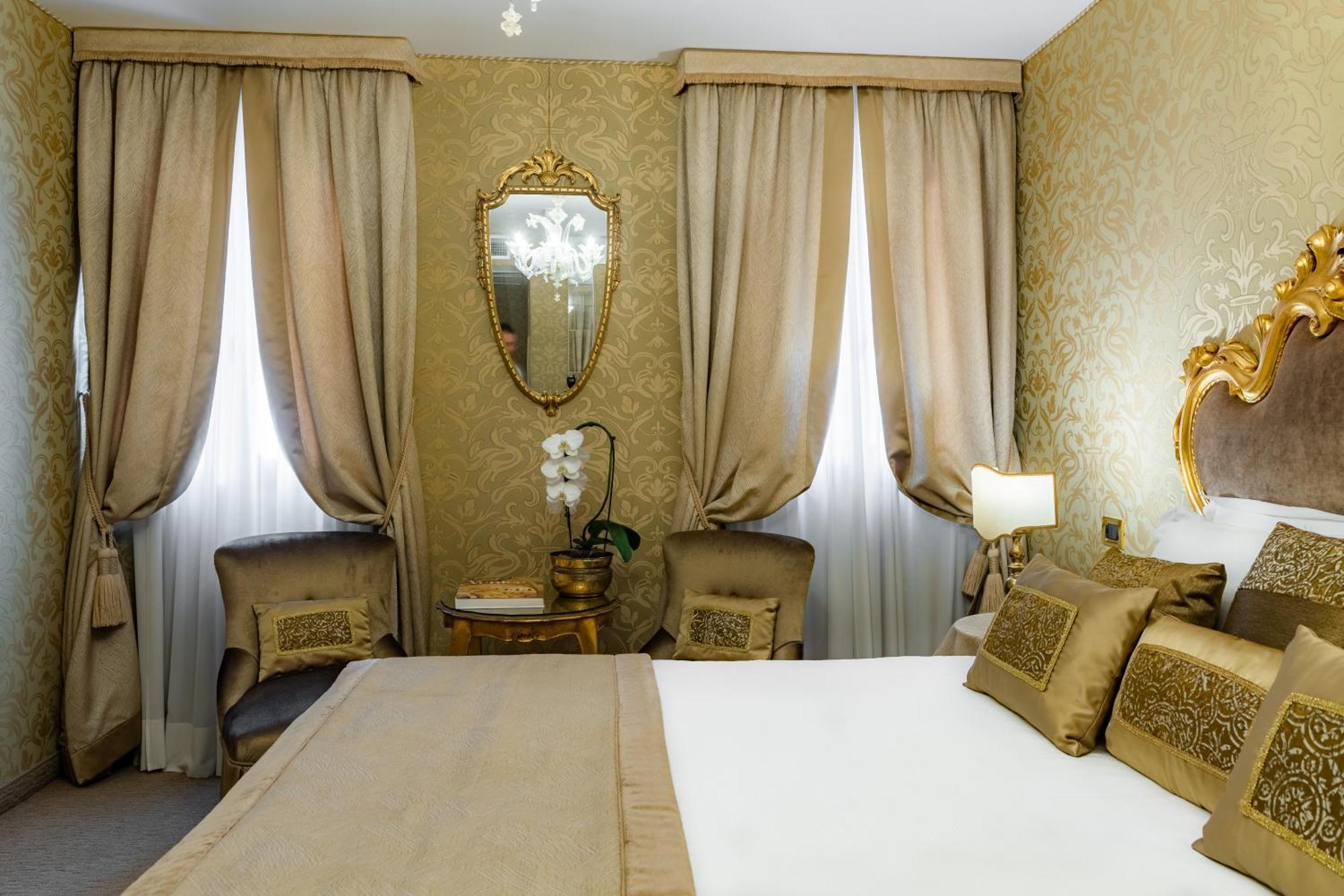 Superior Double Room San Marco View