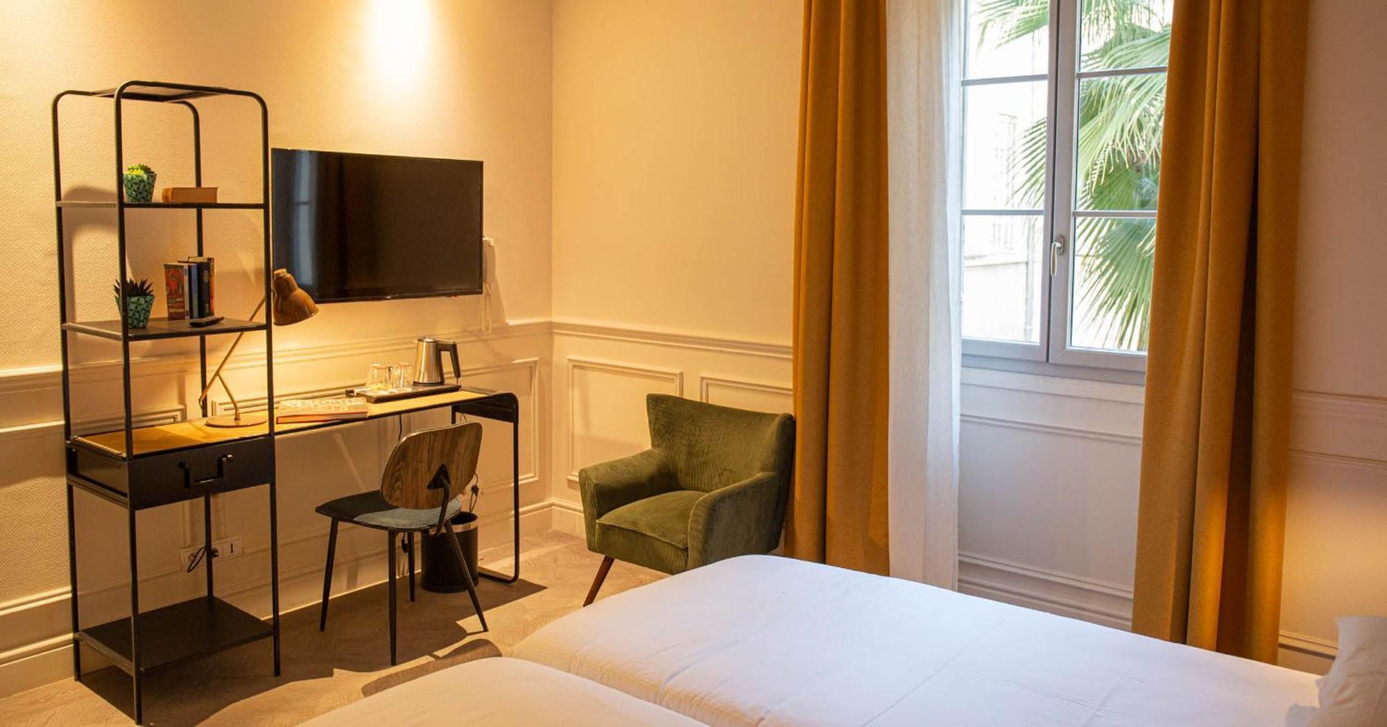Superior Room