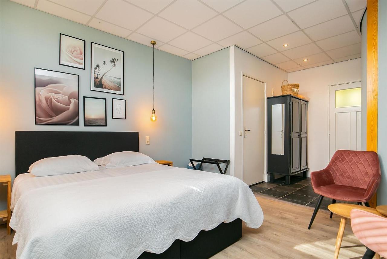 Double Room Private Bathroom