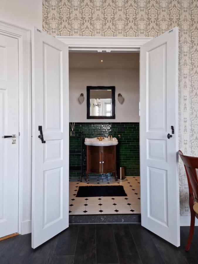 Double Room Private Bathroom