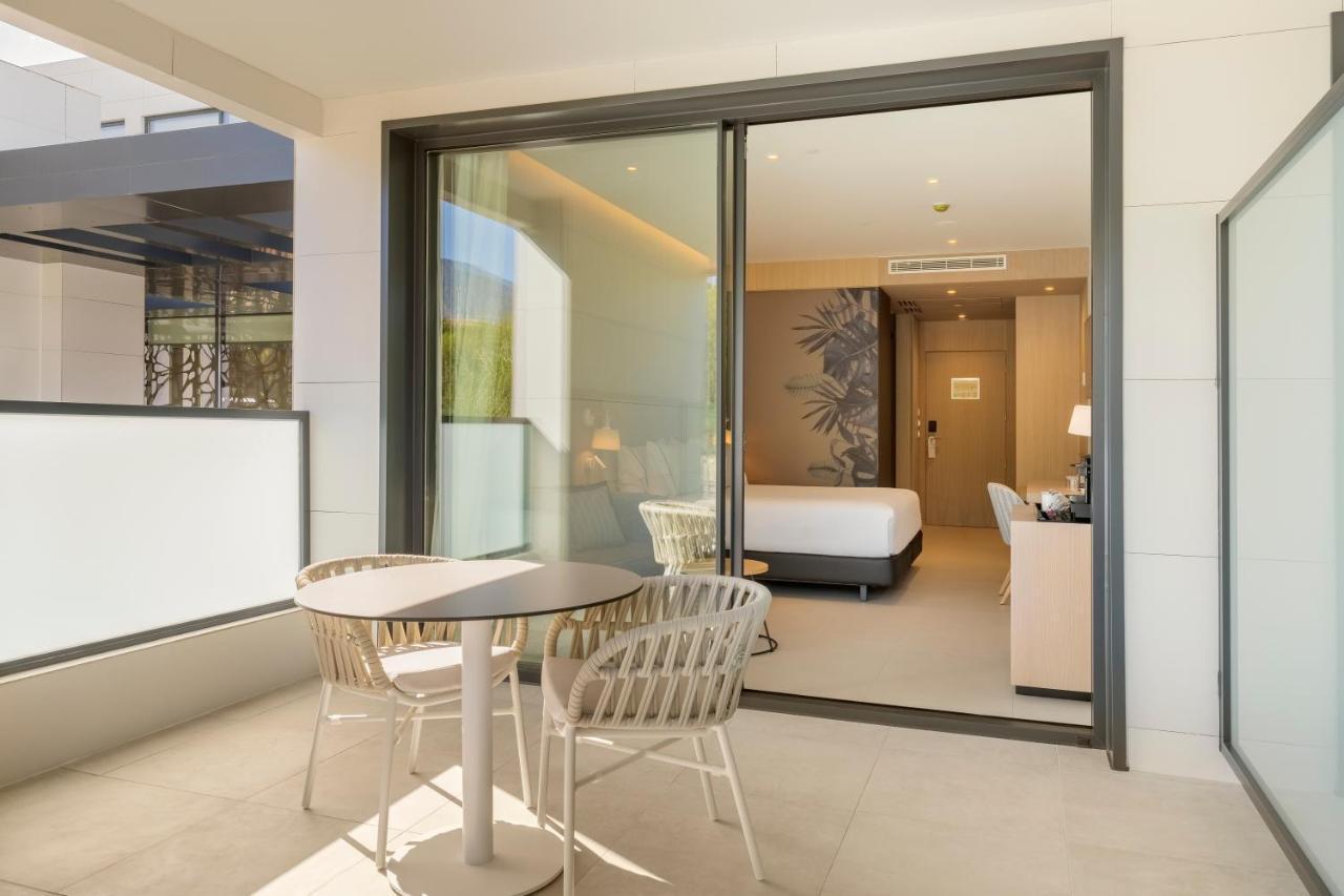 Premium Zimmer Oasis mit Terrasse