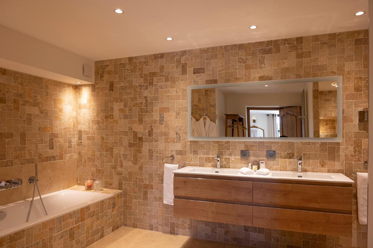 Superior Double Room Bath