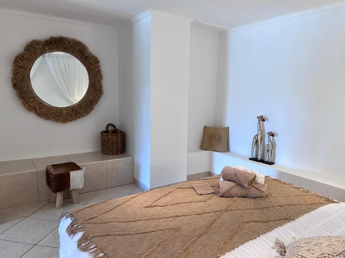 Deluxe Double Room Bath