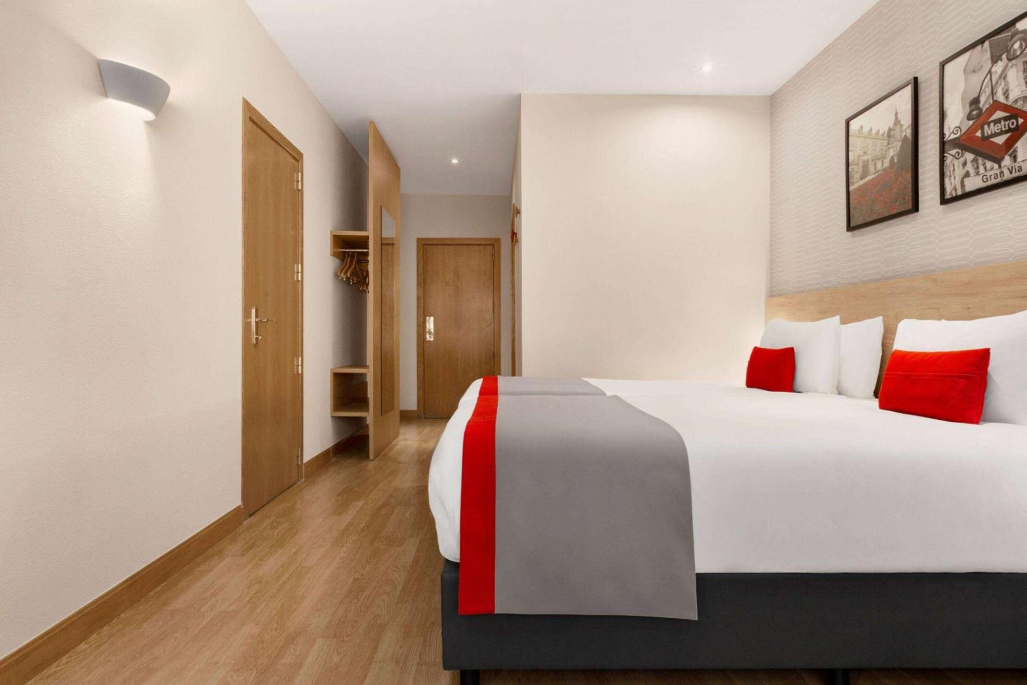 2 Twin Beds Family Room Non-Smoking