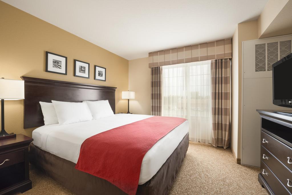 One-Bedroom King Suite