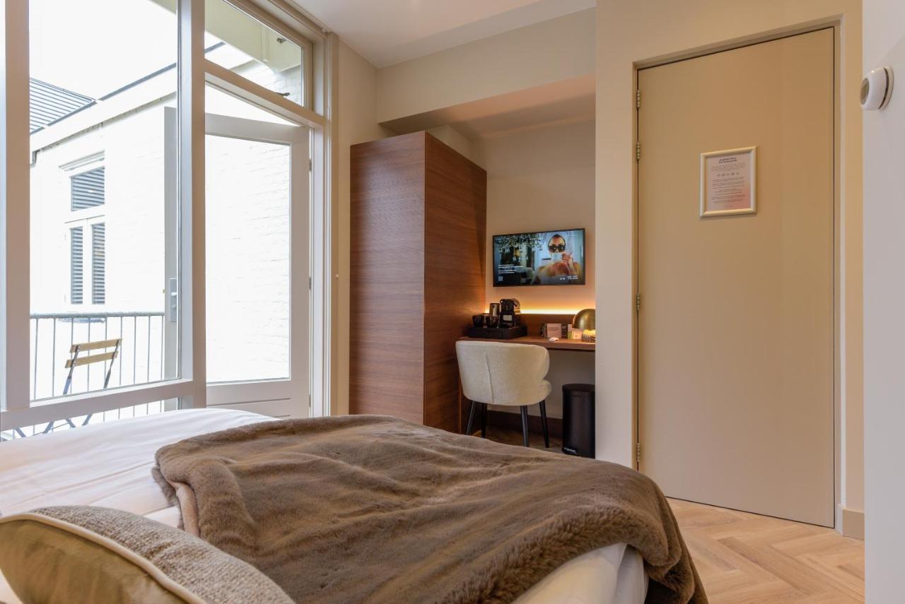 Tweepersoonskamer met 2 Aparte Bedden en Balkon