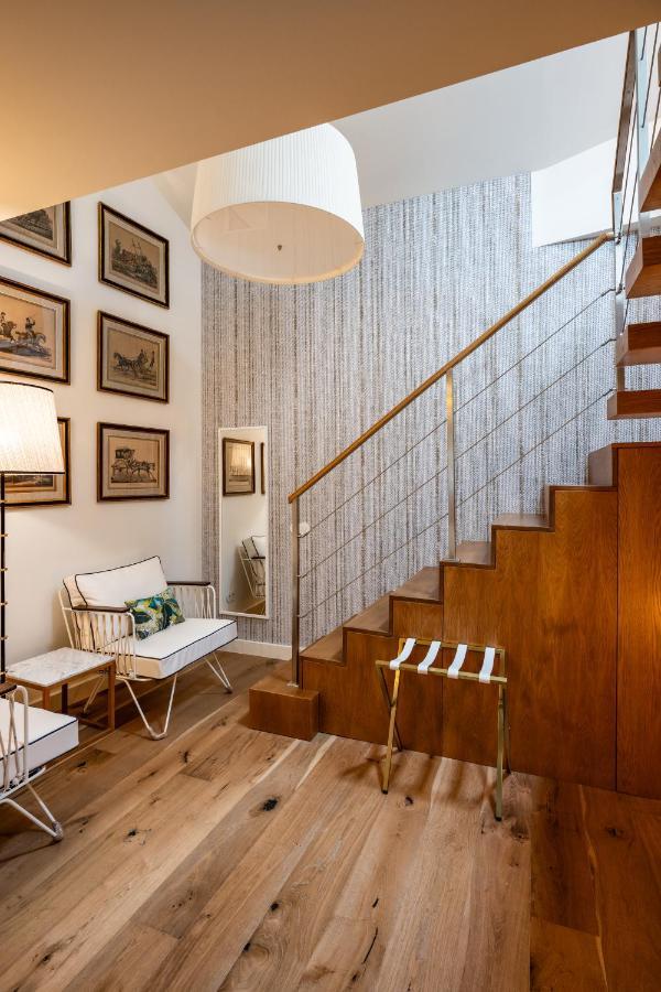 Deluxe Queen Suite