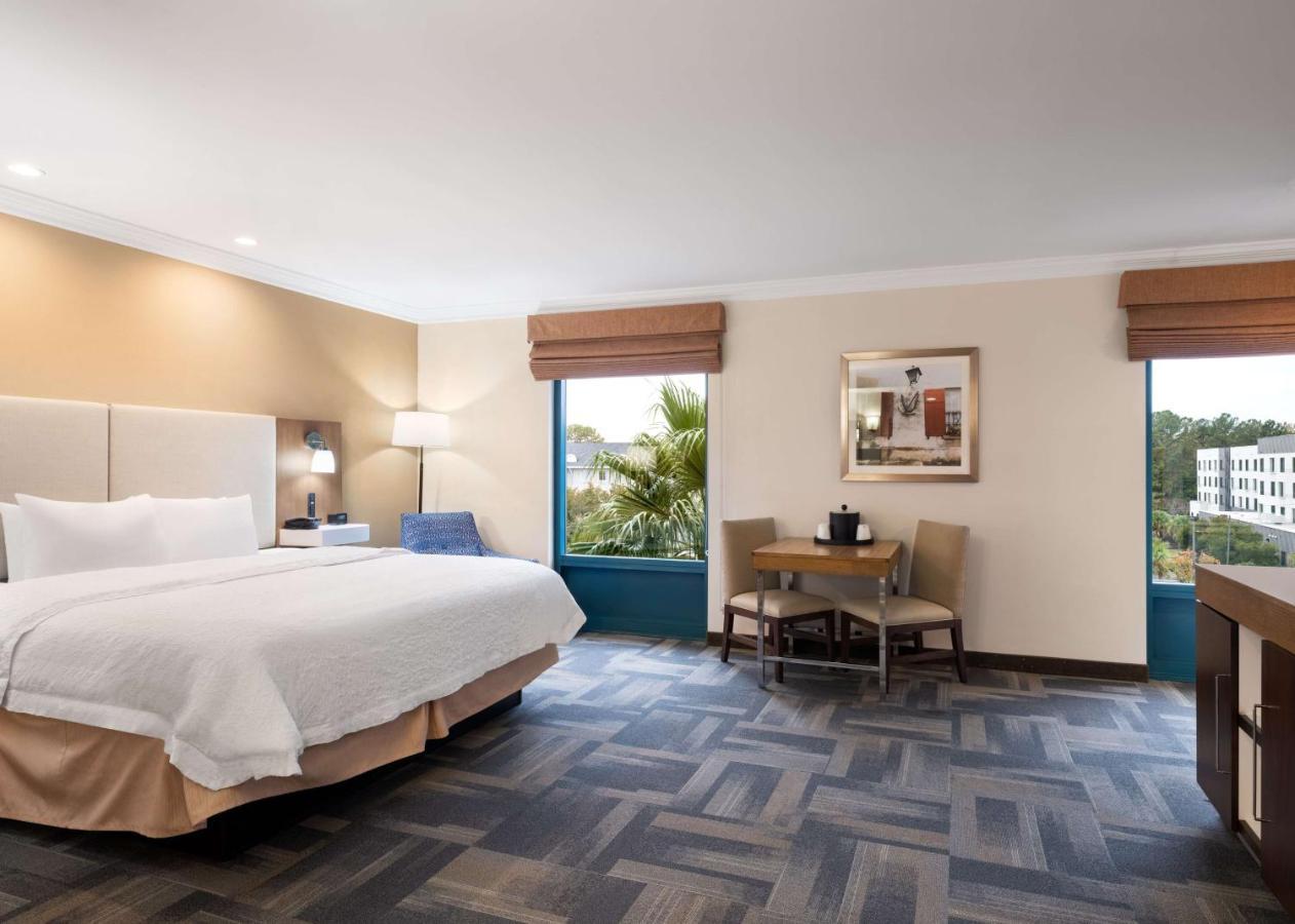 Deluxe King Room with Whirpool - Non-Smoking,1709525593:JPEG