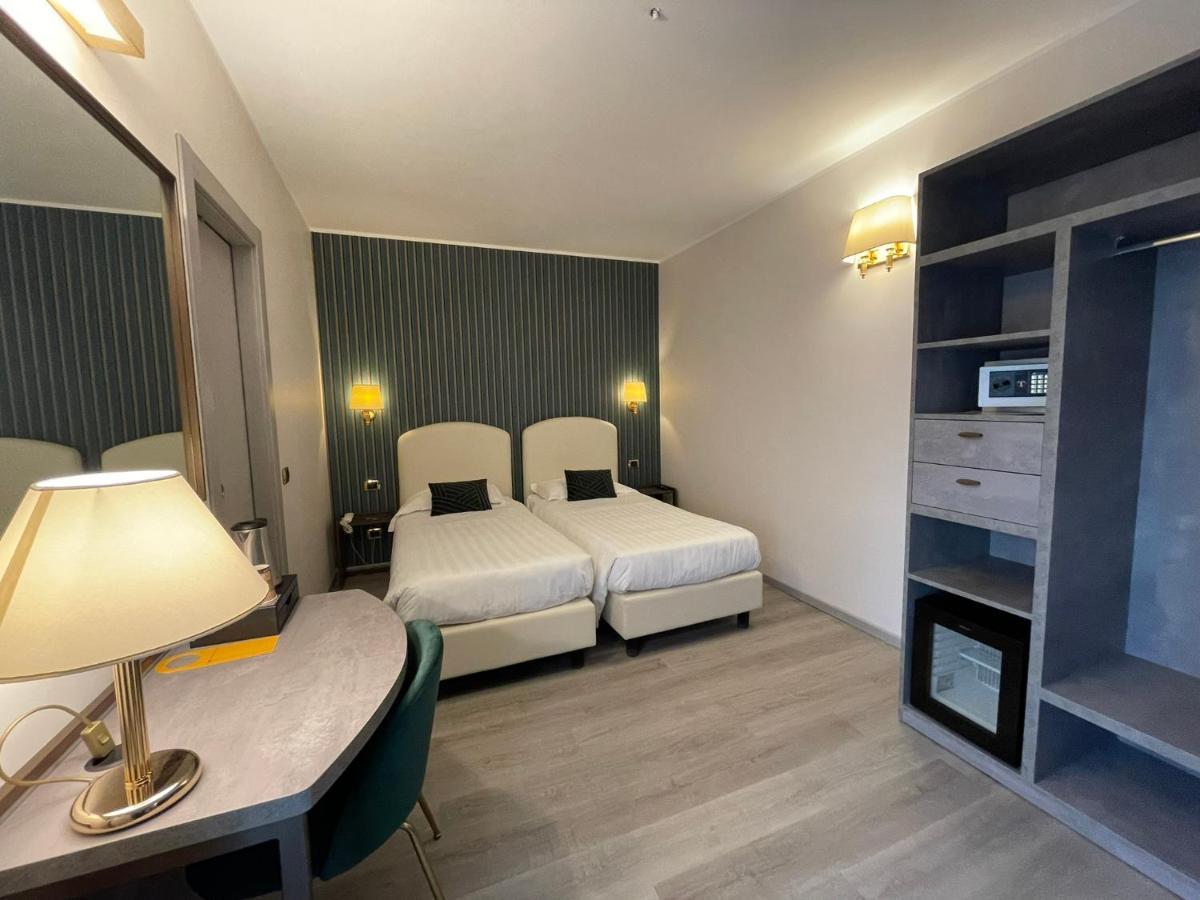 Superior Twin Room,1498497457:JPEG