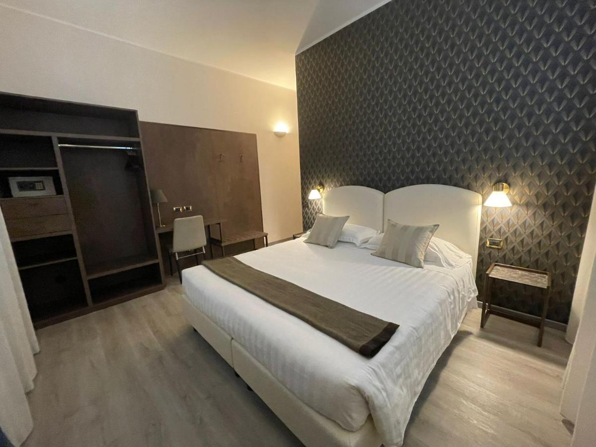 Superior Double Room,1498500409:JPEG