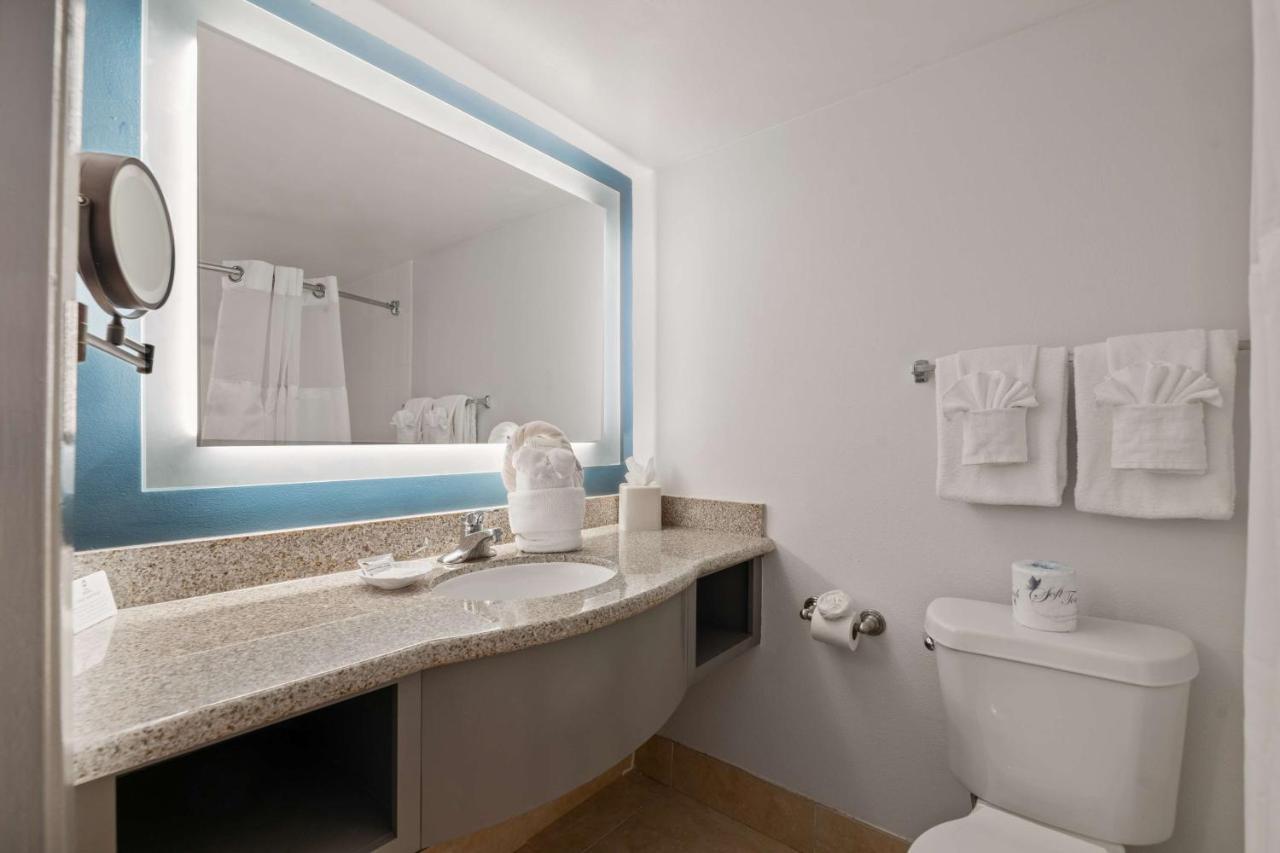 Premium Room 2 Double Beds with a Water view,1706755632:JPEG