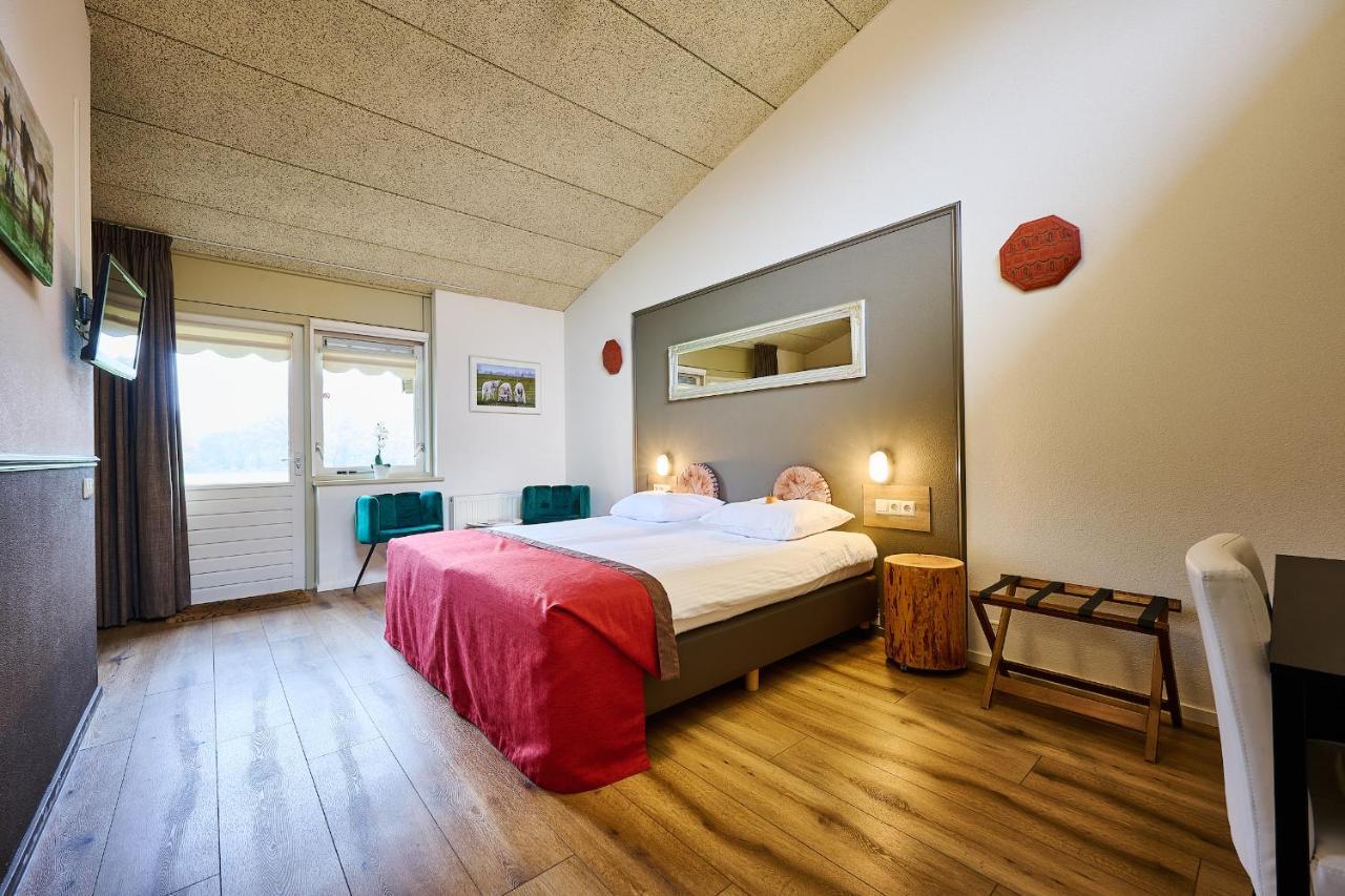 Standard Twin Room,1498815943:JPEG