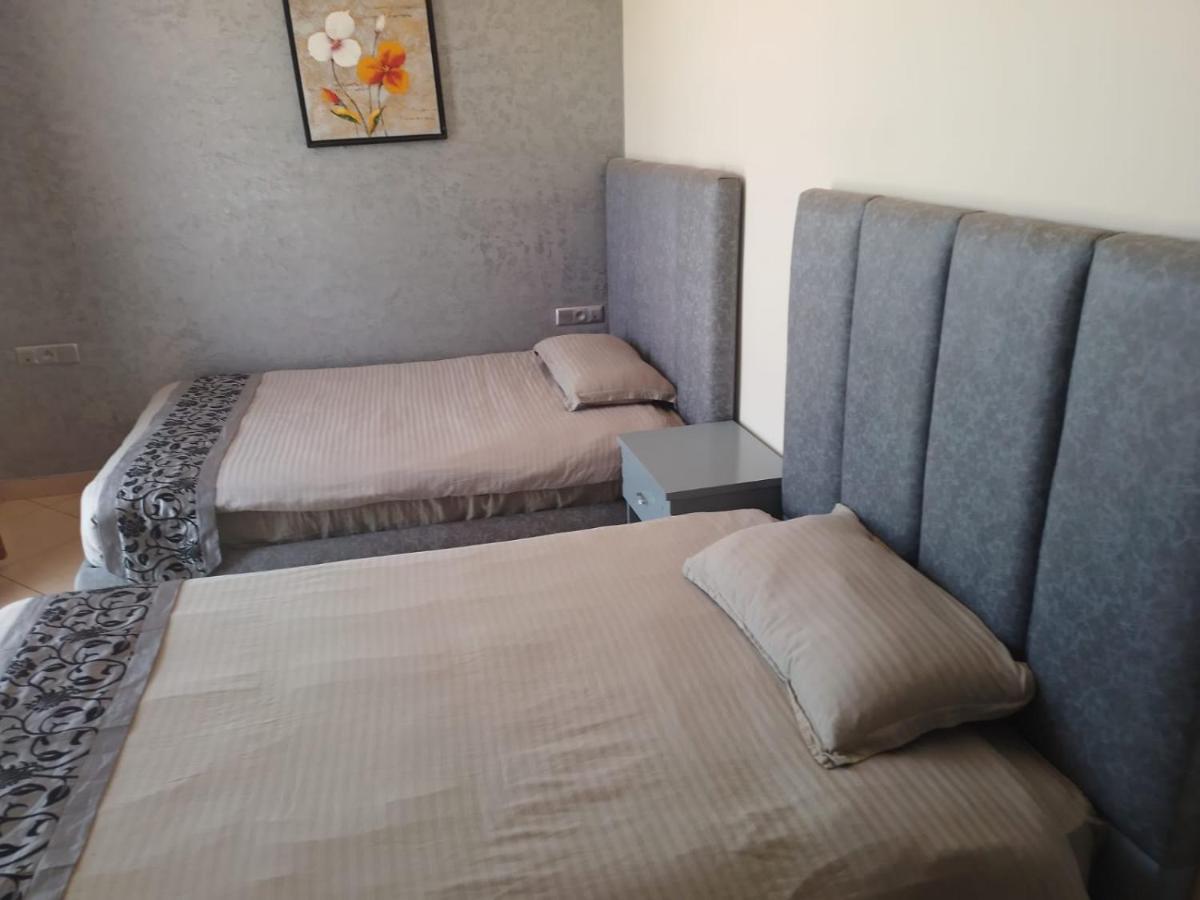 Quarto Twin