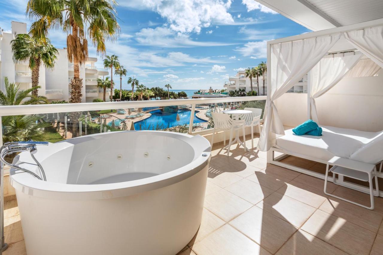 Deluxe One-Bedroom Apartment Front Sea View Hot Tub