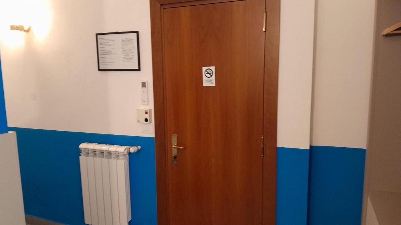 Economy Double Room Retro Hotel