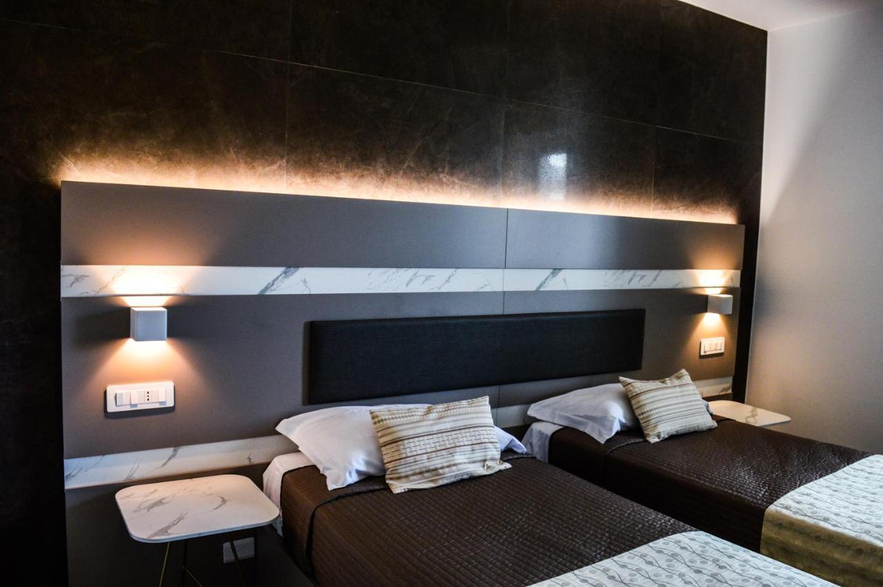 Superior Twin Room Balcony