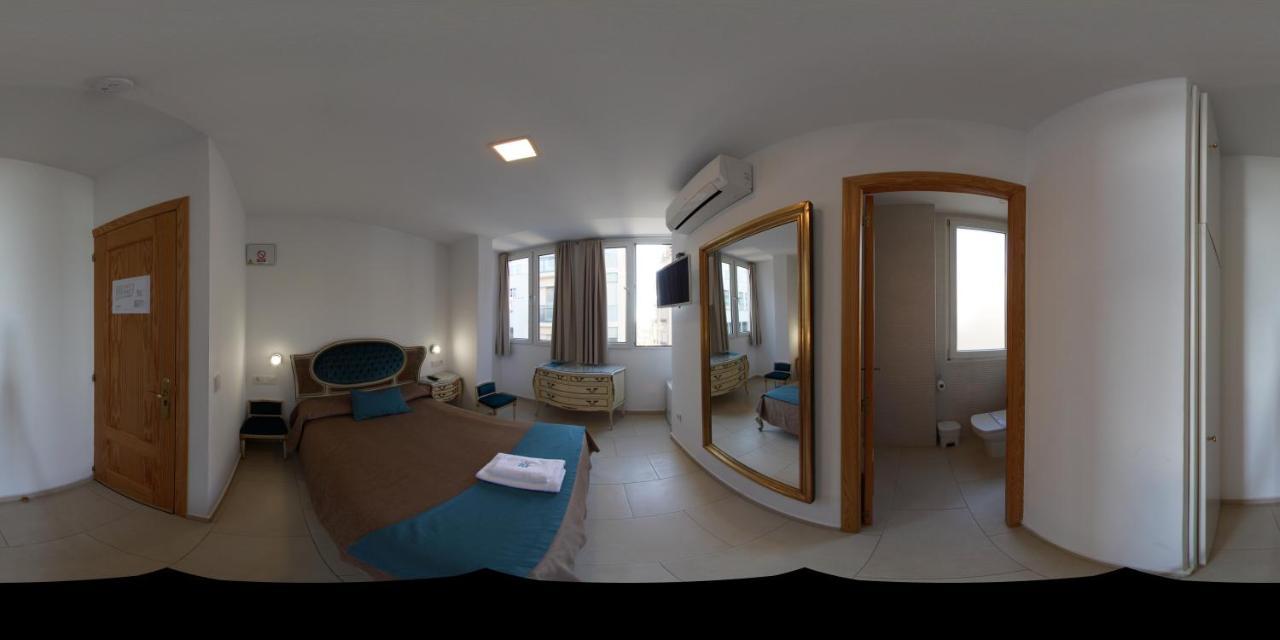 Deluxe Double Room Side Sea View
