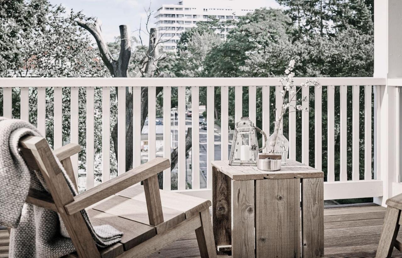Pure Zimmer mit Balkon