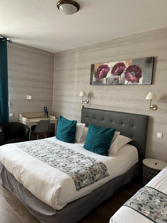 Family Room One Double Bed One Single Bed Non-Smoking