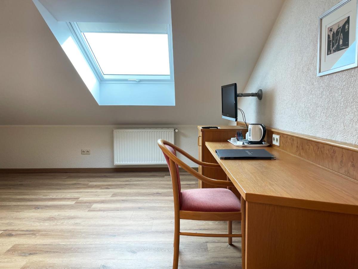 Economy Single Room