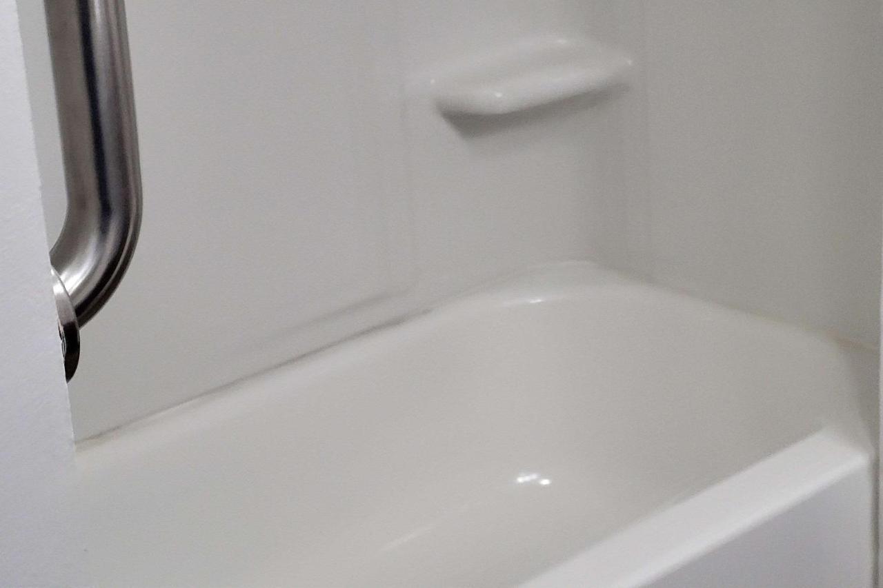 Deluxe King Room - Accessible/Non-Smoking