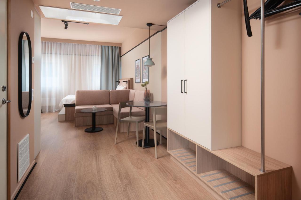 Studio Apartment