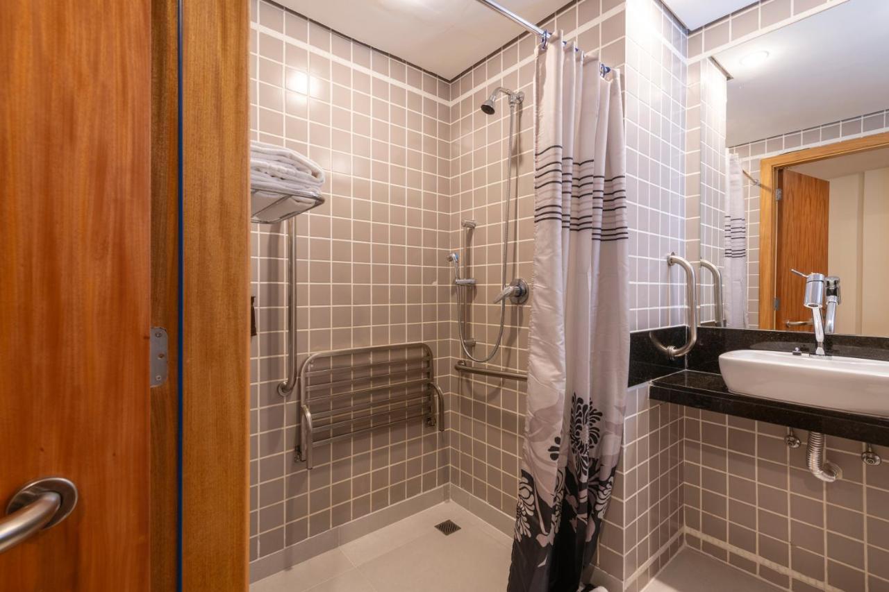 Queen Room Disability Access