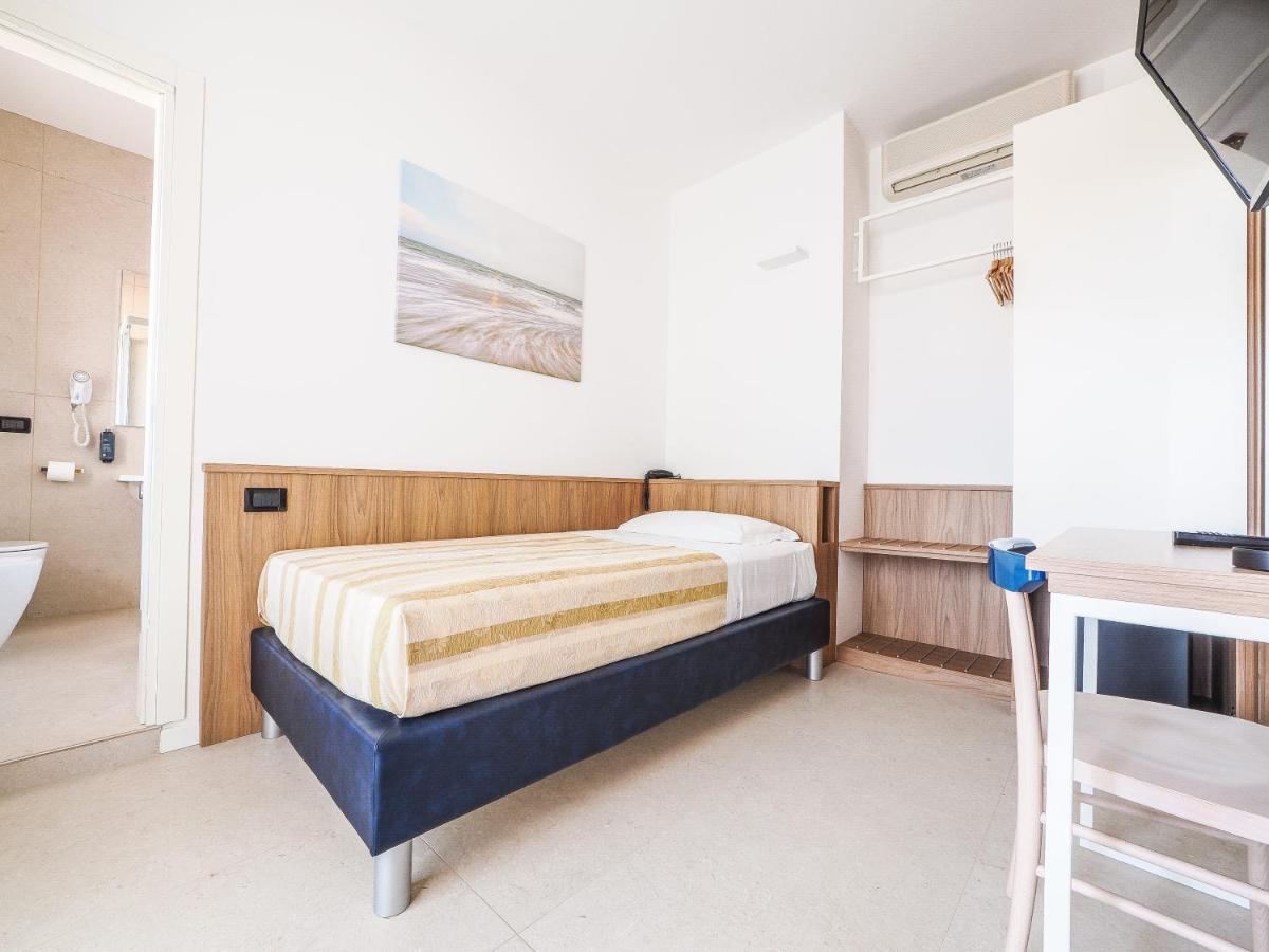 Single Room Terrace,1555255423:JPEG