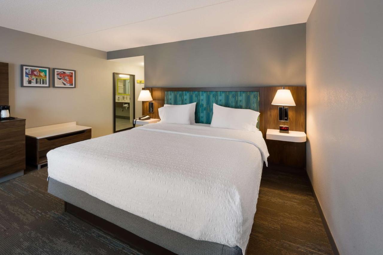 King Room - Hearing Access/Non-Smoking