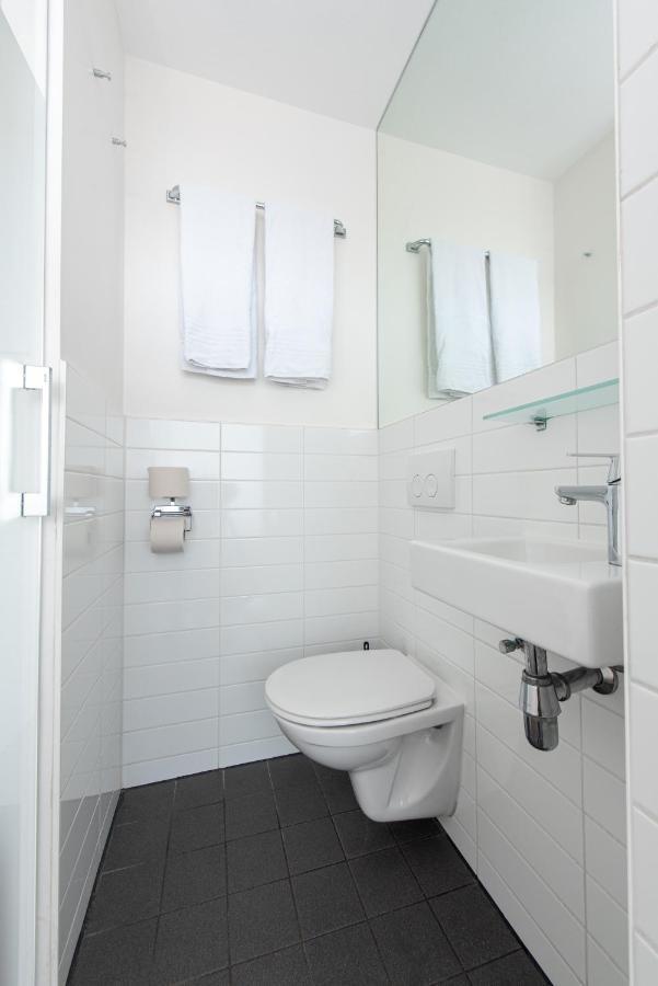 Small Double Room,1498721773:JPEG